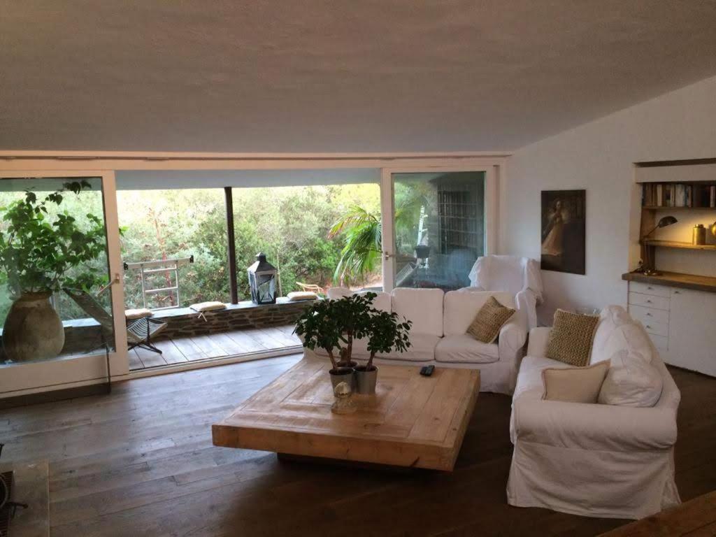 Isla Privada En Cadaques De Ensueno Con 11 Habitaciones Dobles Con Bano Privado Y Piscina Екстериор снимка