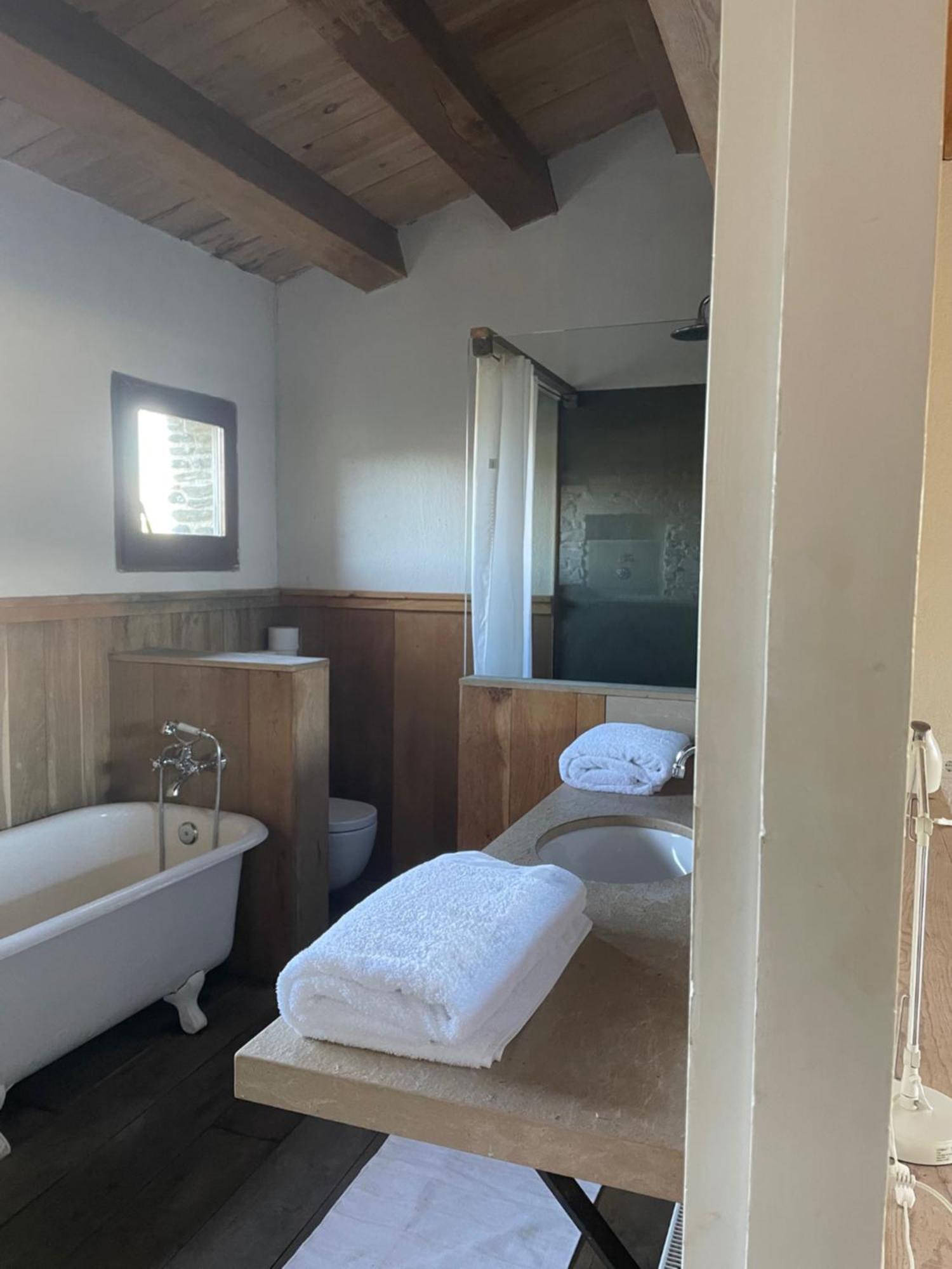 Isla Privada En Cadaques De Ensueno Con 11 Habitaciones Dobles Con Bano Privado Y Piscina Екстериор снимка